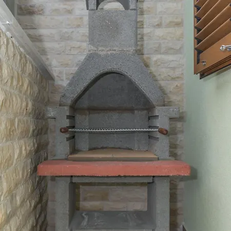 Ivan Apartamento Šibenik